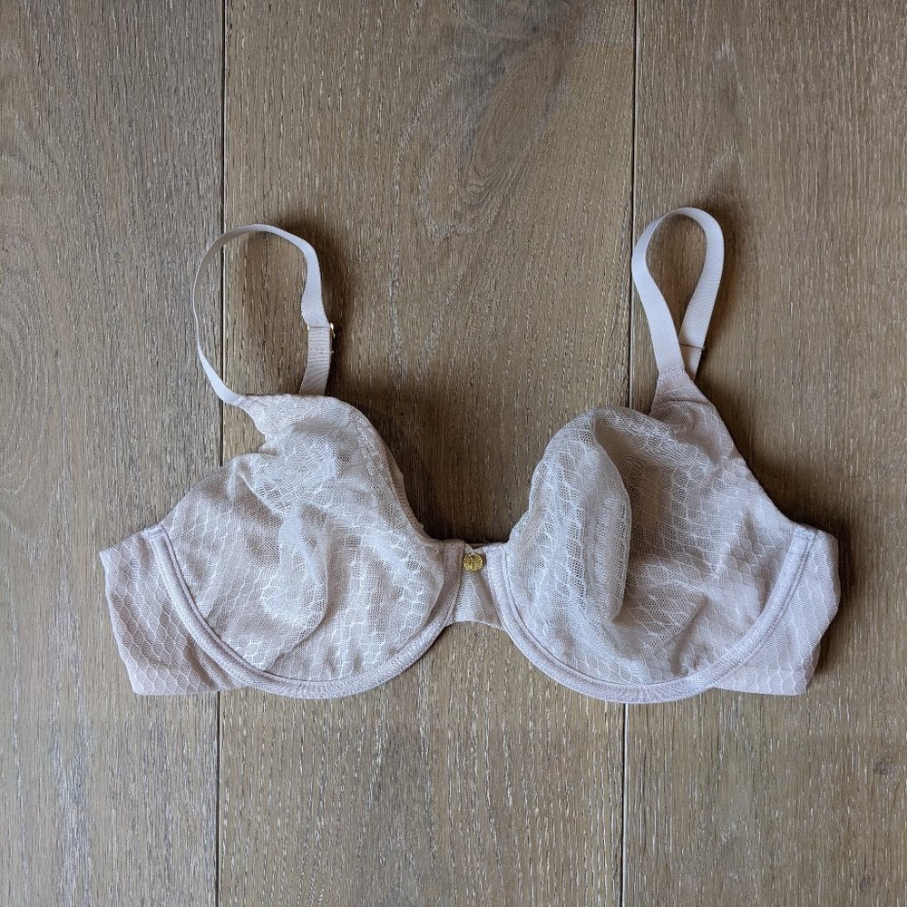 NWOT Natori Unlined Underwire Bra